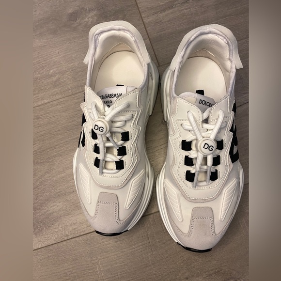 Dolce and Gabbana sneakers  size 35.5 - Picture 4 of 6